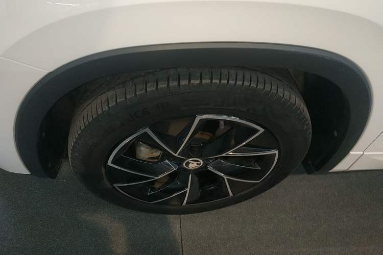 Used Skoda Kamiq 2020 GT 1.5L Automatic Flagship Model China VI Standard
