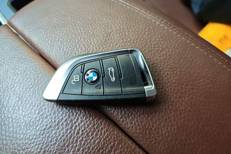 Used BMW X6 2015 xDrive28i