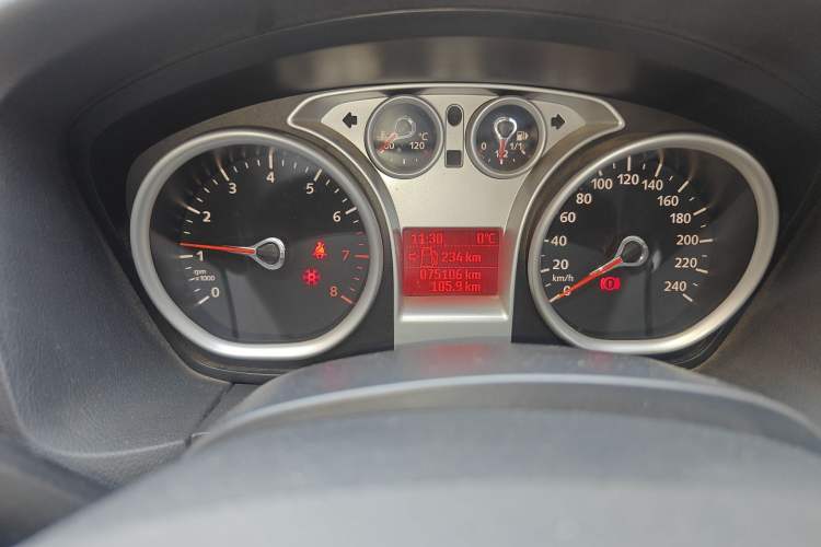 Used Ford Focus 2011 Hatchback 1.8L Manual Comfort Model
