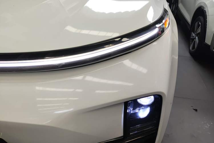 Used Li Auto L8 2023 Pro Model