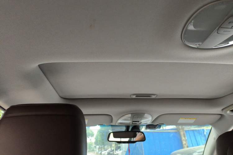 Used Hyundai Genesis 2012 3.0L GDI Luxury Edition Headliner