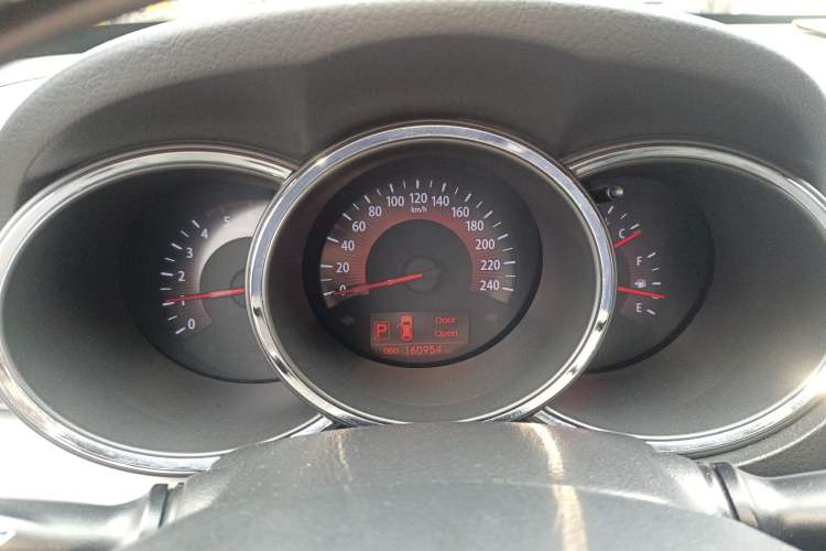 Used Kia Sorento 2012 2.2T Diesel Luxury Edition
