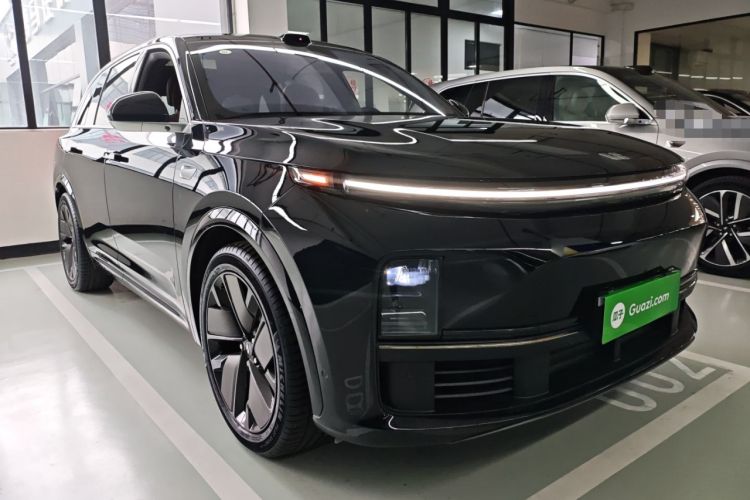 Used Li Auto L7 2025 Ultra Smart Refreshed Edition Front Right 45 Deg