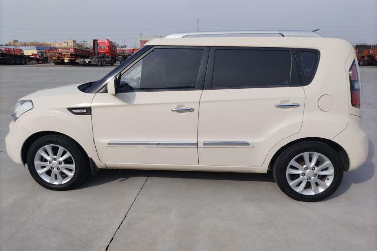 Used Kia Soul 2013 1.6L AT GL
