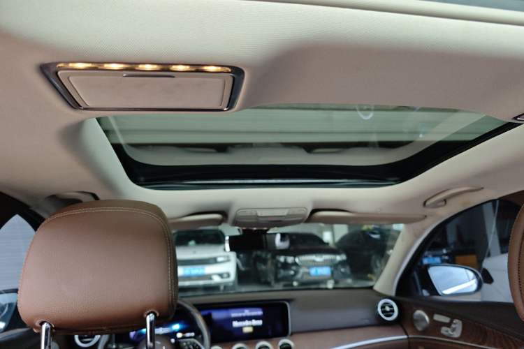 Used Mercedes-Benz E-Class New Energy 2023 E 350 e L Plug-in Hybrid Sedan