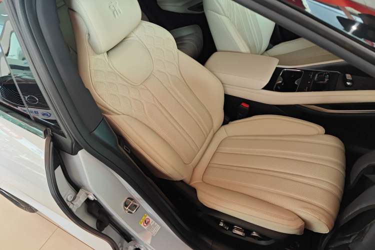 Used BYD Song L EV 2024 550 km Excellence Version