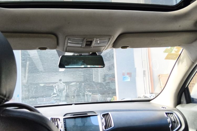 Used Kia Sportage R 2012 2.0L Manual Two-Wheel Drive GLS Headliner