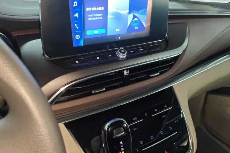 Used Buick GL8 2023 Land Executive Class Comfort Model Audio And AC Panel