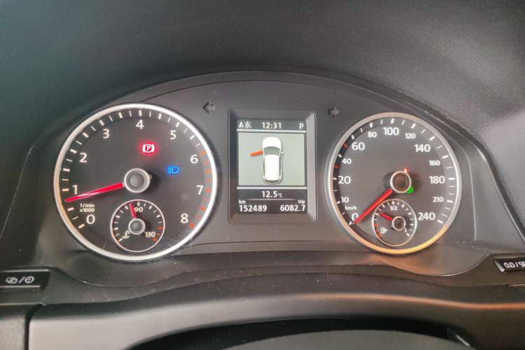 Used Volkswagen Tiguan L 2013 1.8TSI Automatic Two-Wheel Drive Luxury Model
