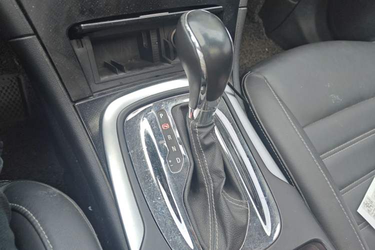 Used Buick Regal 2014 1.6T Fashionable Tech Edition
