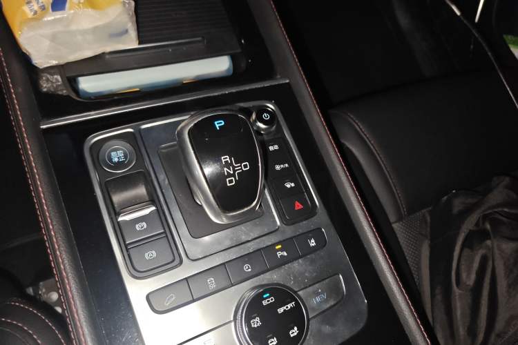 Used BYD Tang New Energy 2018 DM 2.0T All-Wheel Drive Smart Connectivity Enjoyment Model 5 Seats China V Emission Standard