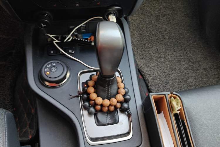 Used Ford Everest 2016 2.0T Gasoline Automatic 4x4 Luxury Edition
