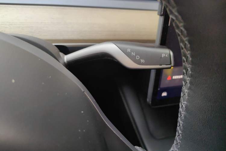 Used Tesla Model Y 2022 Revised Version Rear-Wheel Drive Gear Lever