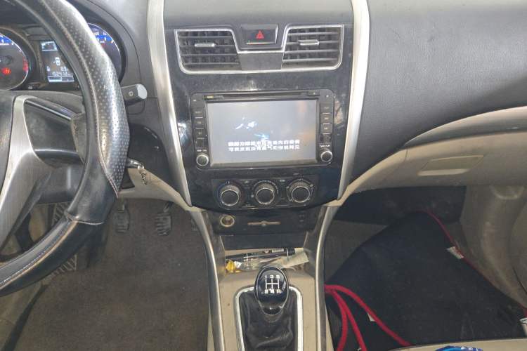 Used FORTHING S500 2016 1.6L Manual Luxury Edition Audio And AC Panel