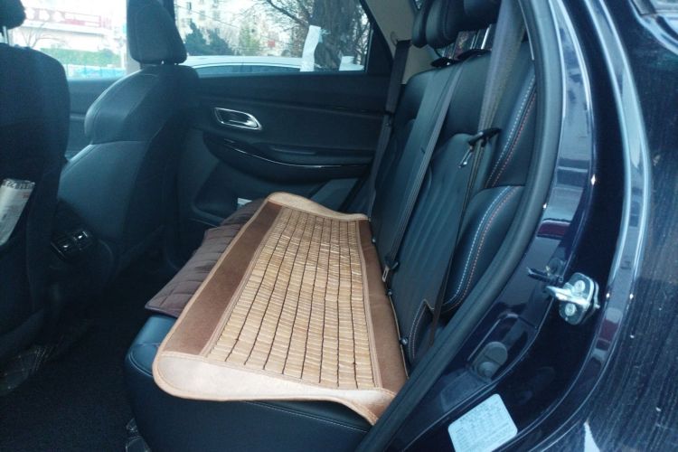 Used CHANGAN OSHAN X7 2020 1.5T Automatic Luxury Model Left Rear Seat