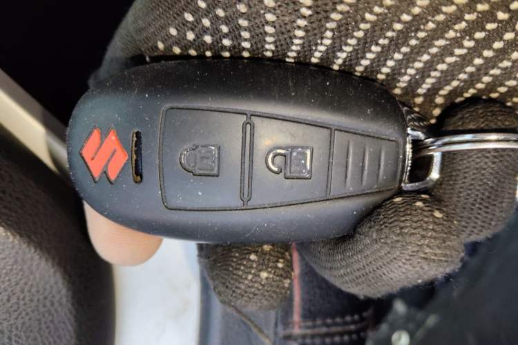 Used Suzuki S-Cross 2015 1.6L CVT Two-Wheel Drive Entry-Level Trim