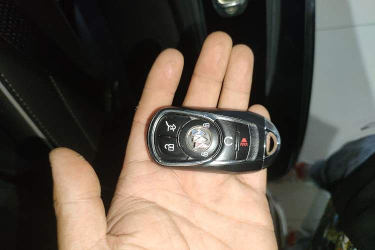 Used Buick Enclave 2022 652T 4x4 Prestige Flagship 6-Seater
