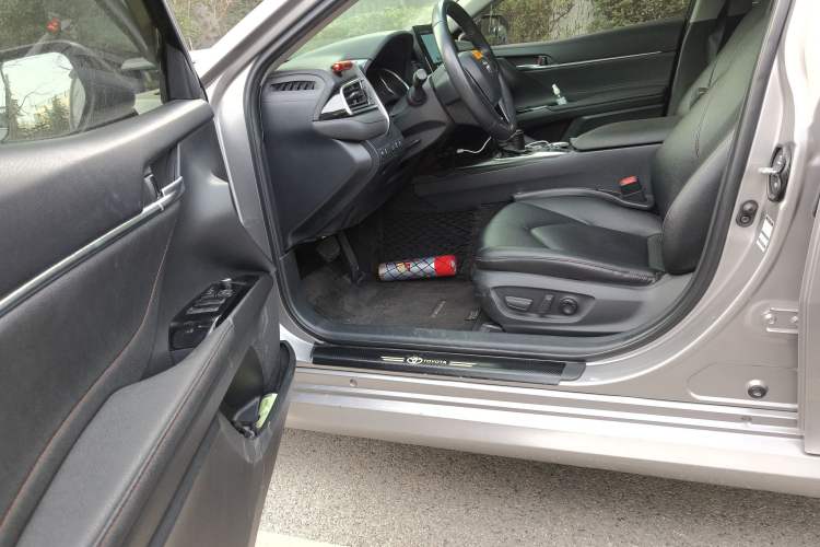 Used Toyota Camry 2021 2.0G Luxury Edition