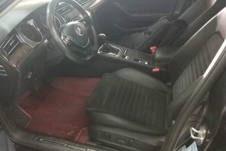 Used Volkswagen Magotan 2017 330TSI DSG Luxury Model