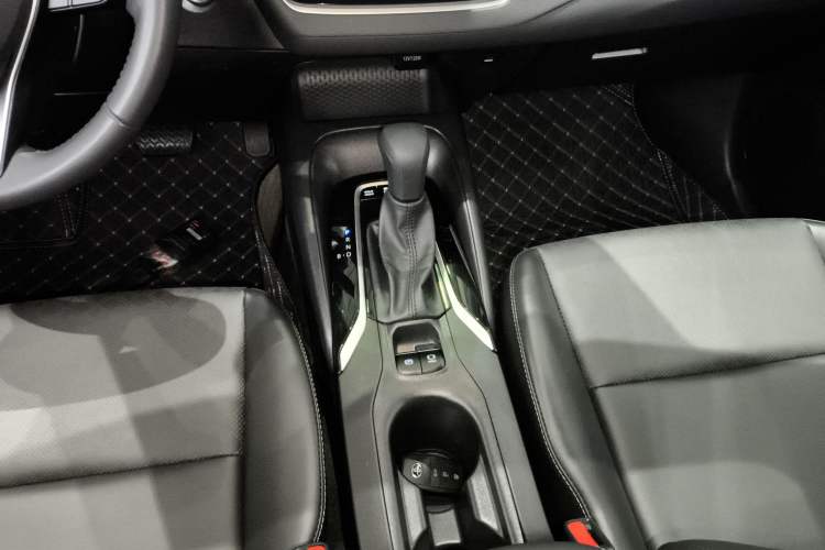 Used Toyota Corolla 2024 1.8L Smart Electric Hybrid Dual-Engine Elite Edition
