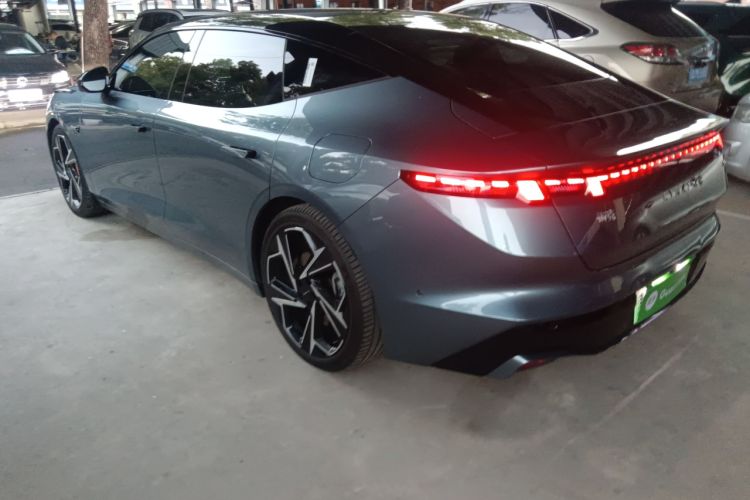 Used Lynk & Co Z10 2025 95 kWh 702 km All-Wheel Drive Intelligent Driving Ultra