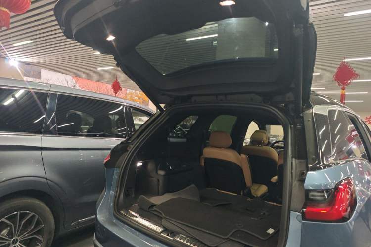 Used Nio ES8 2020 415 km Signature Edition 6-Seater Version