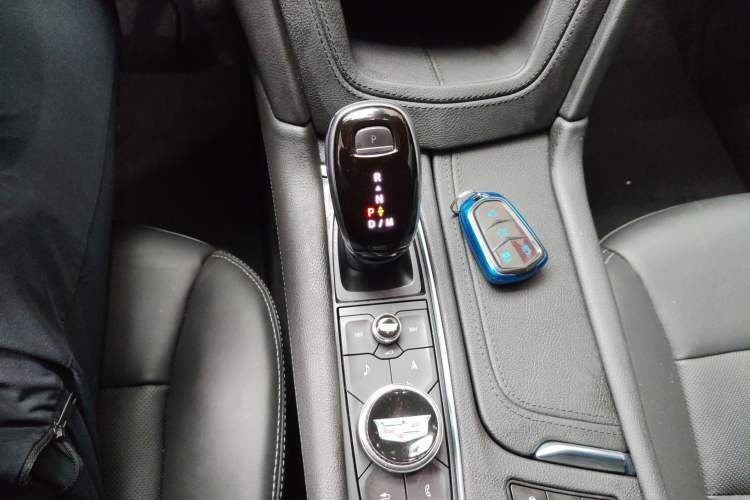 Used Cadillac XT5 2020 Revised Version 28T Luxury Edition Gear Lever