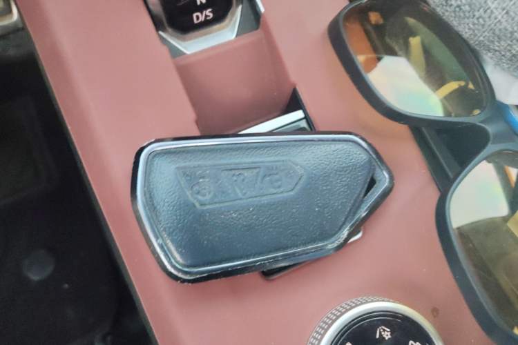 Used Volkswagen Tavendor 2023 380TSI Four-Wheel Drive R-Line Cruise Edition Vehicle Key