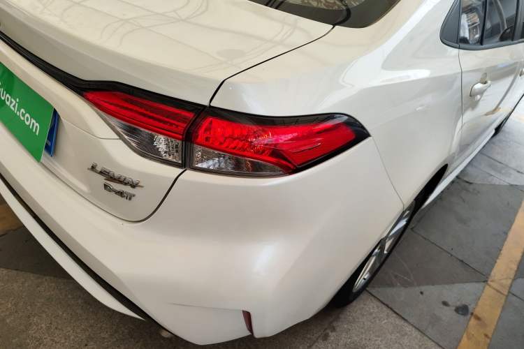 Used Toyota Levin 2019 185T CVT Luxury Edition China VI Standard Right Rear Taillight