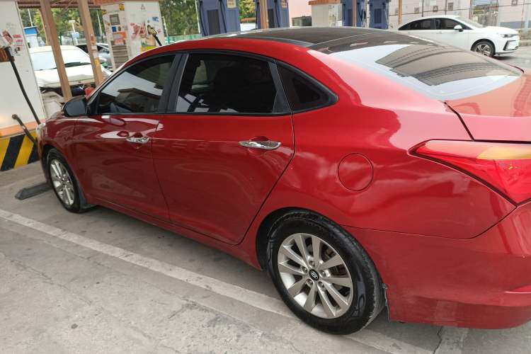 Used Hyundai Mistra 2014 1.8L Automatic Smart GLS
