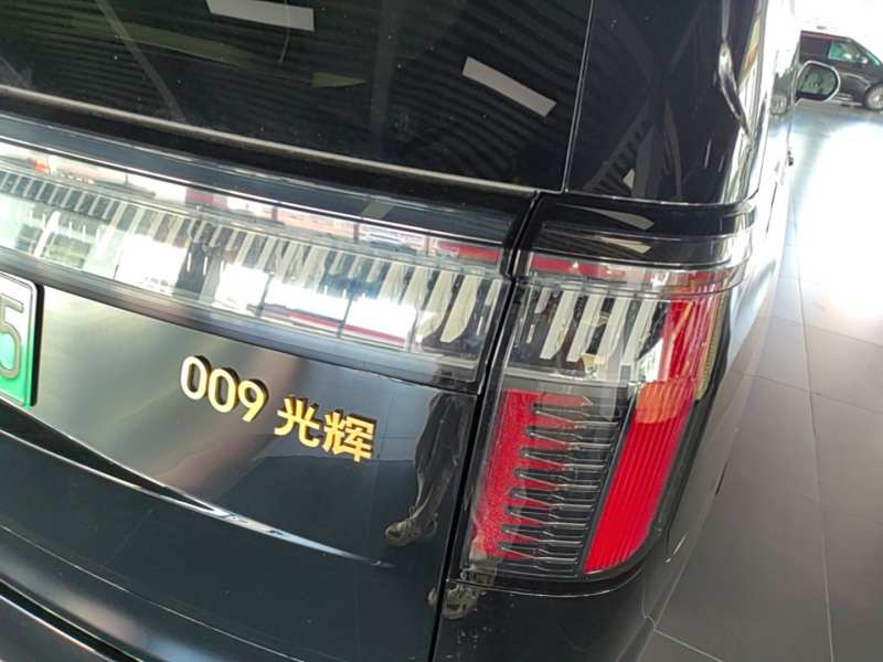Used Zeekr 009 2024 GAC Trumpchi Heritage Edition — 7