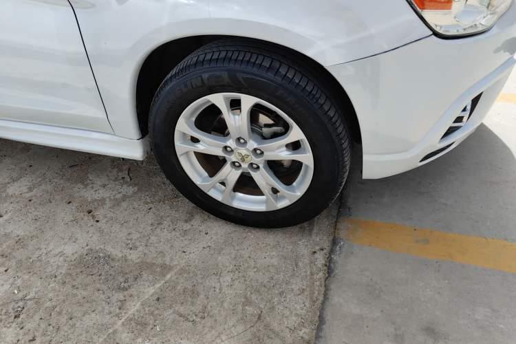 Used Mitsubishi ASX 2011 2.0 4x4 JingShang Edition
