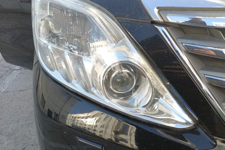 Used Toyota Alphard 2012 3.5L Luxury Edition

