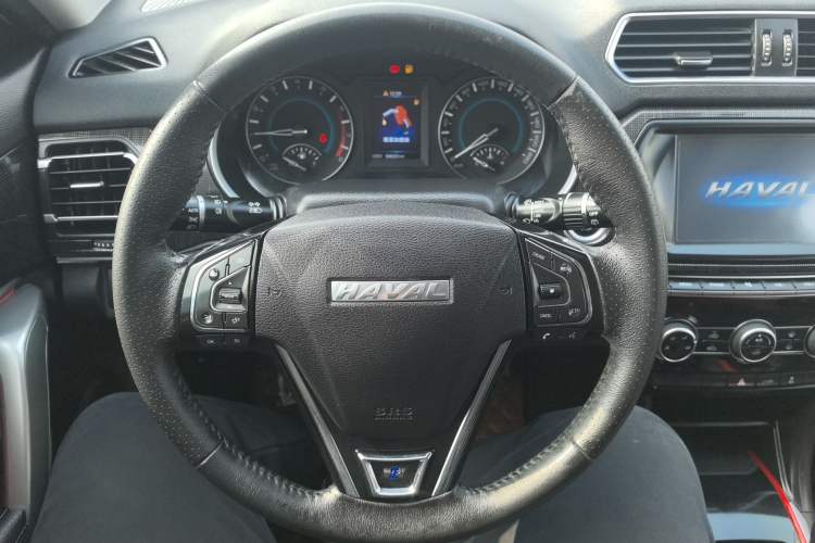 Used Haval H2 2017 Blue Label 1.5T Manual Two-Wheel Drive Luxury Model