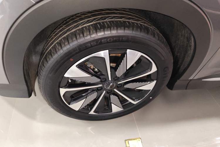 Used BYD Song PLUS New Energy 2025 DM-i Smart Drive 112KM Prestige Model