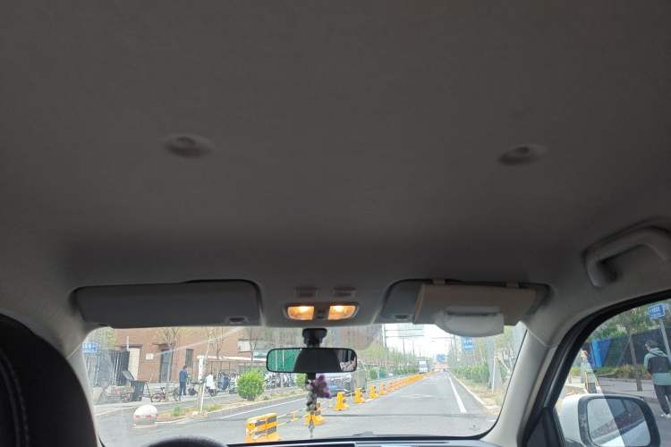 Used ORA White Cat 2020 305 km Luxury Version Headliner