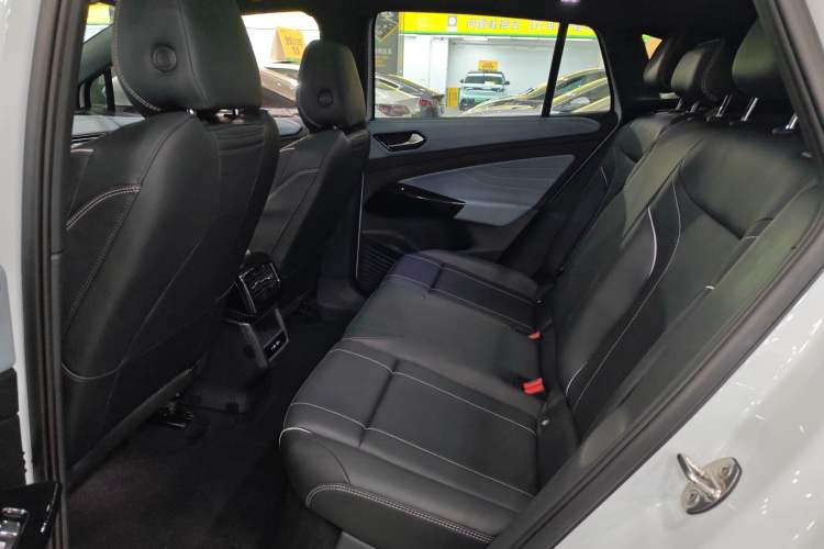 Used Volkswagen ID.4 X 2023 Pure Smart Edition
