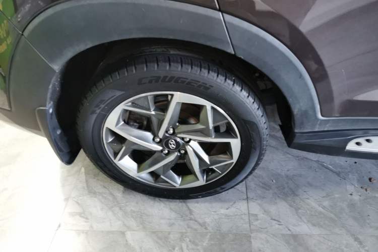 Used Hyundai Tucson 2019 280TGDi Dual-Clutch Two-Wheel Drive Smart Connect Version China V Standard
