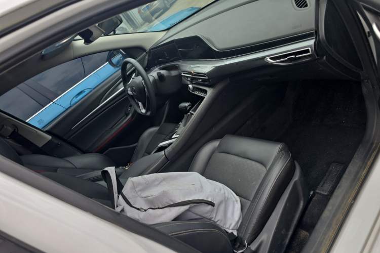 Used CHANGAN Eado 2020 PLUS Blue Whale NE 1.4T GDI DCT Prestige Model
