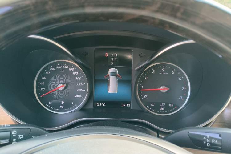 Used Mercedes-Benz V-Class 2020 V 260 L Long-wheelbase Luxury Edition
