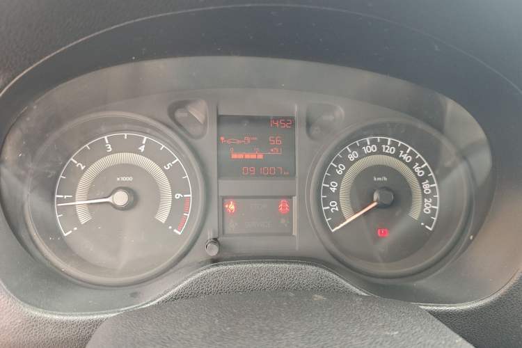 Used Peugeot 301 2014 1.6L Manual Comfort Edition
