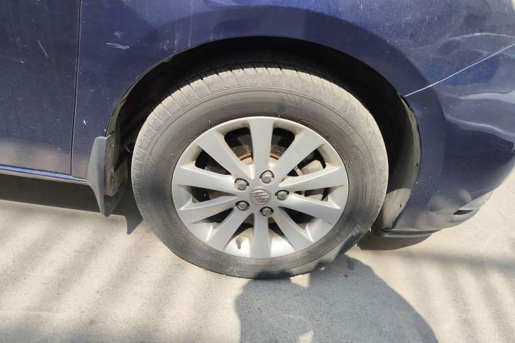 Used Buick GL8 2013 2.4L CT Luxury Business Comfort Edition
