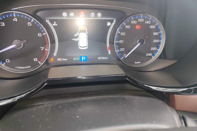 Used GAC Trumpchi GS8 2017 320T Two-Wheel Drive Luxury Smart Connectivity Version (7 Seats)
