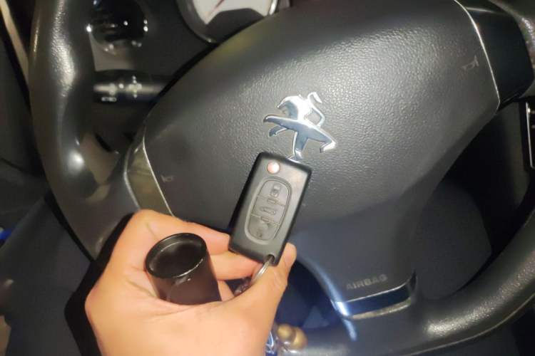 Used Peugeot 408 2013 1.6L Automatic Comfort Edition Vehicle Key