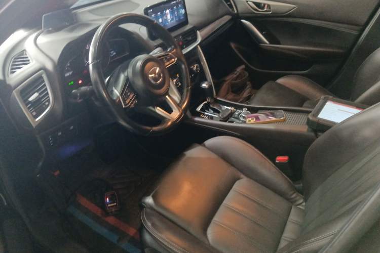 Used Mazda CX-4 2018 2.0L Automatic Two-Wheel Drive Blue Sky Premium Upgrade Version China V Standard