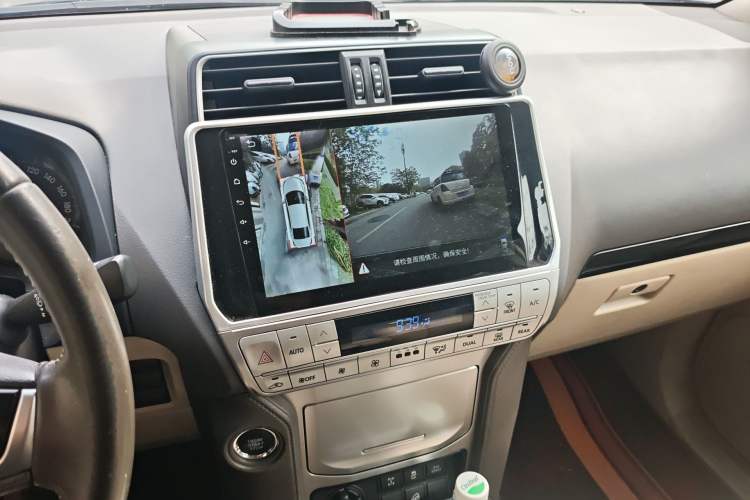 Used Toyota Prado  Audio And AC Panel