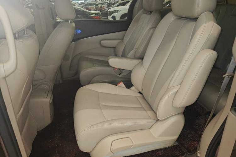 Used Buick GL8 2018 28T Luxury Model China VI Standard