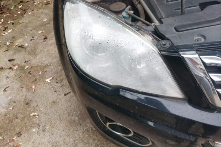 Used Haval H6 2015 Upgraded Model 1.5T Manual Two-Wheel Drive Elite Version Right Front Headlight