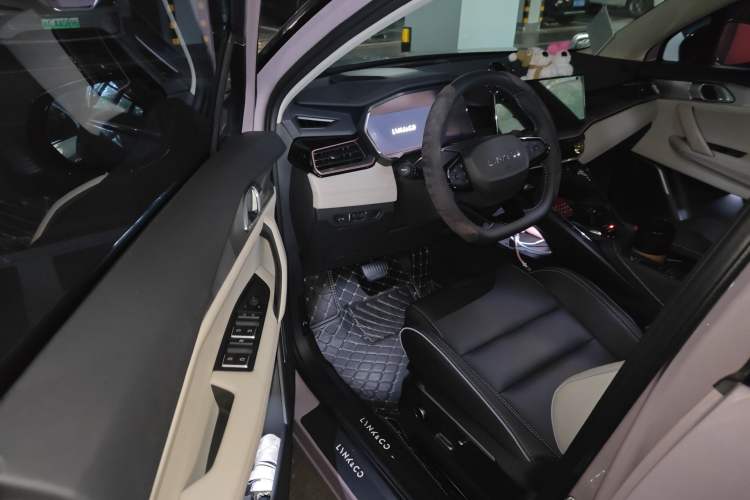 Used Lynk & Co 06 2023 Remix 1.5T Shero