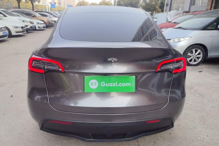 Used Tesla Model Y 2022 Long-Range All-Wheel-Drive Version